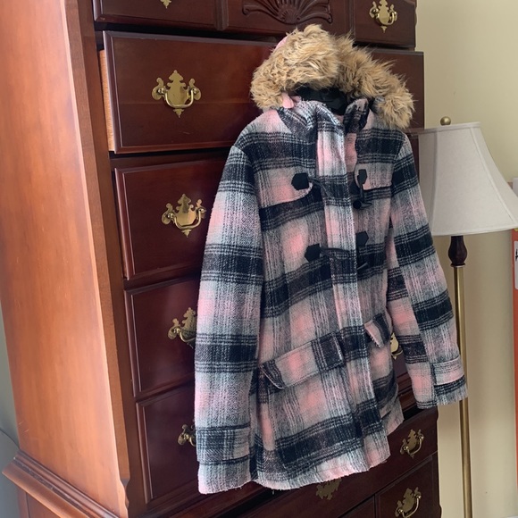 Girls Size 14/16 Pea Coat with fur hoodie - Picture 2 of 3